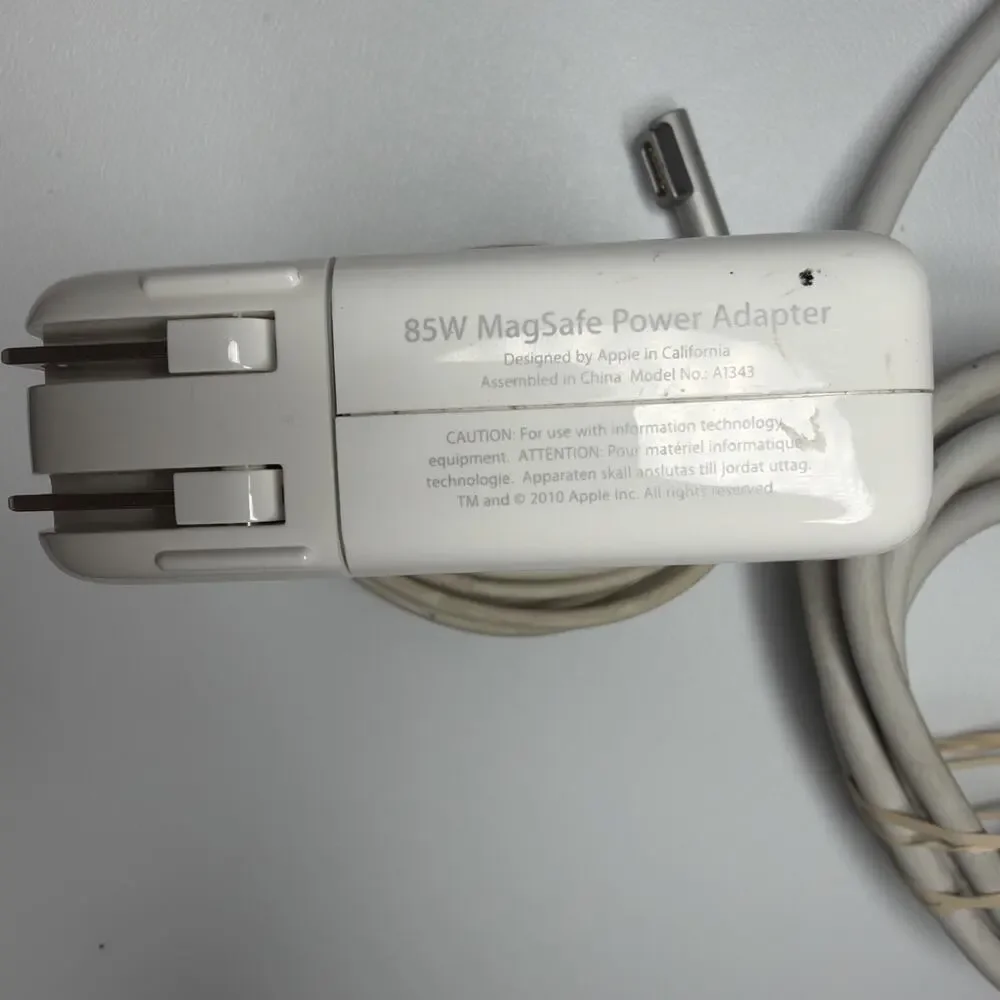 Genuine OEM Apple 85W MagSafe 1 Power Adapter A1343 L-Tip Charger w/ Extension